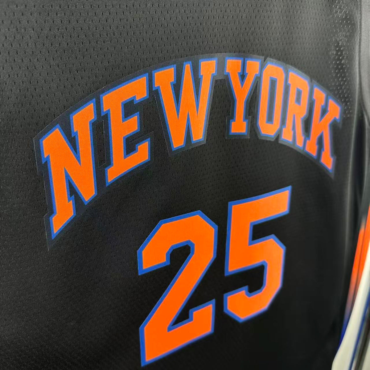 Maillot New York Knicks n° 25 – Édition spéciale – photo 3