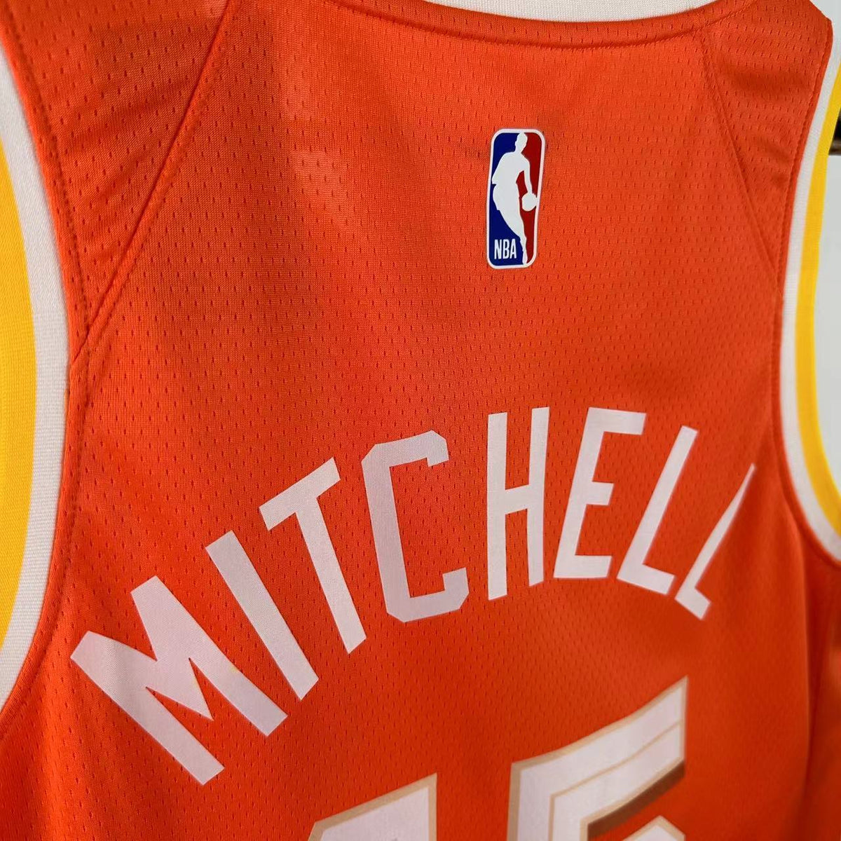 Maillot Cleveland Cavaliers n° 45 – Édition Ville – photo 7
