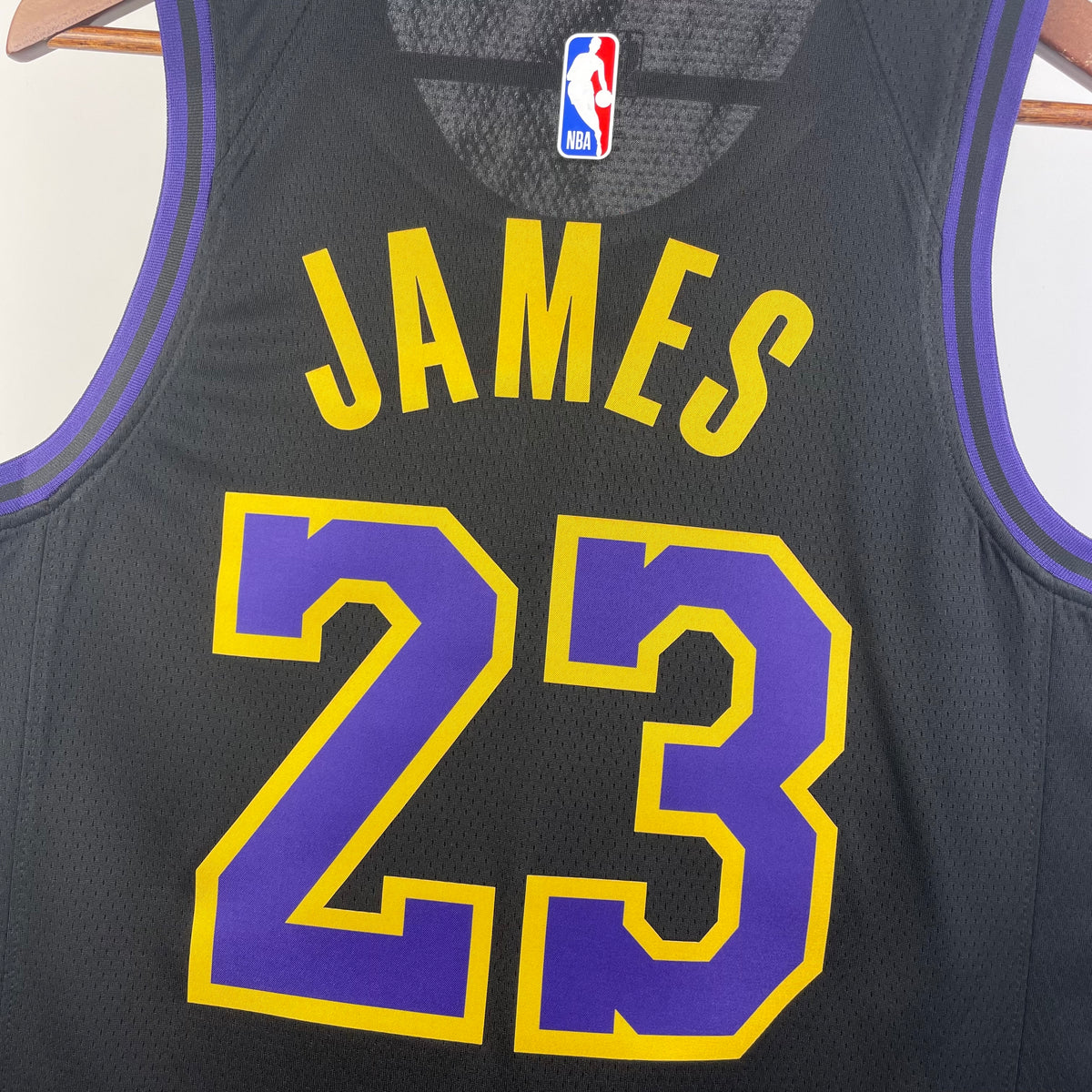 Maillot Los Angeles Lakers n° 23 – Édition Ville – photo 9