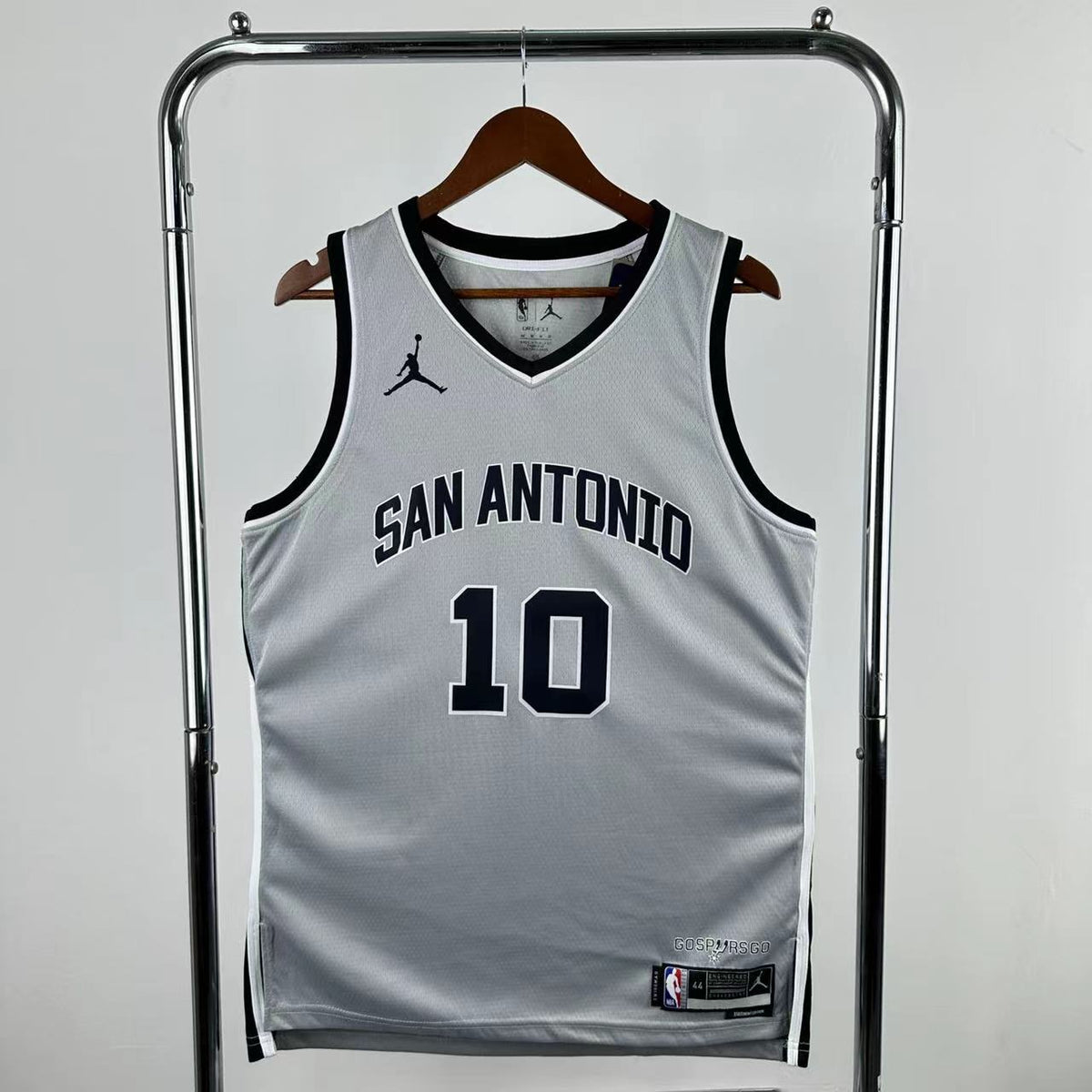 Maillot San Antonio Spurs n° 10 – Édition spéciale Gris – photo 1