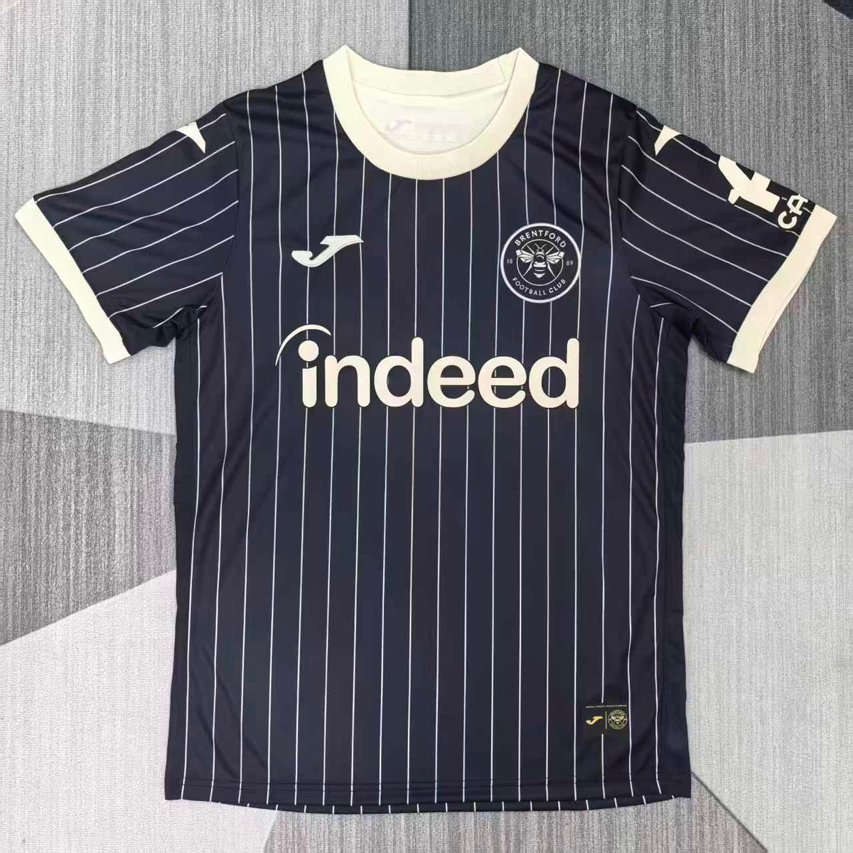 Brentford Extérieur 2026-2027 – photo 1