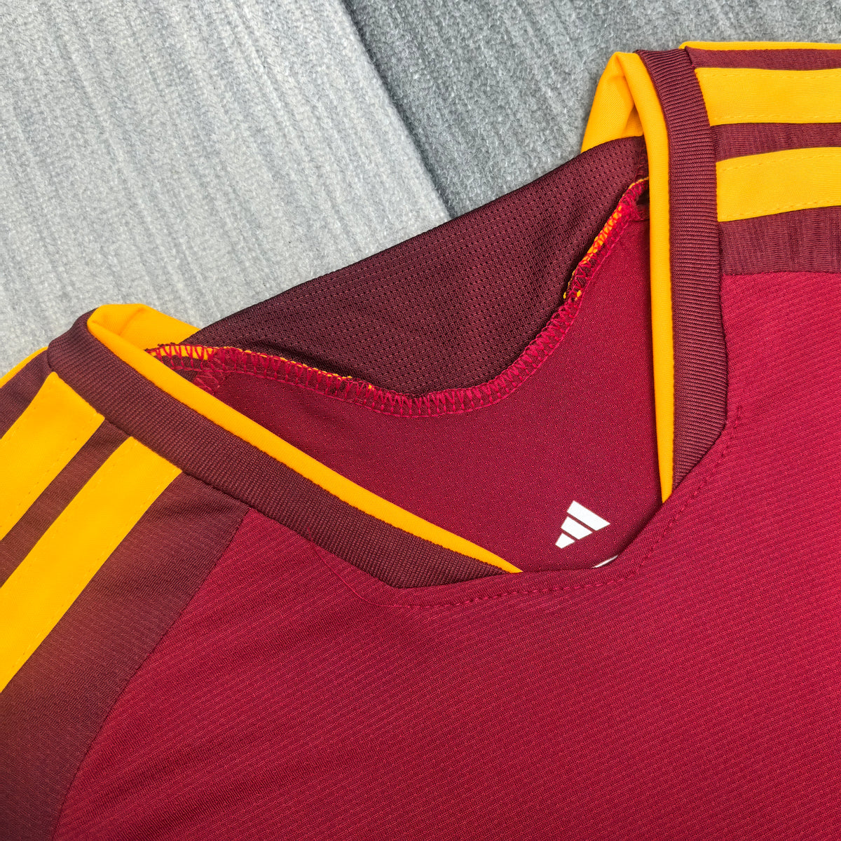 AS Roma Domicile 2026-2027 – photo 3
