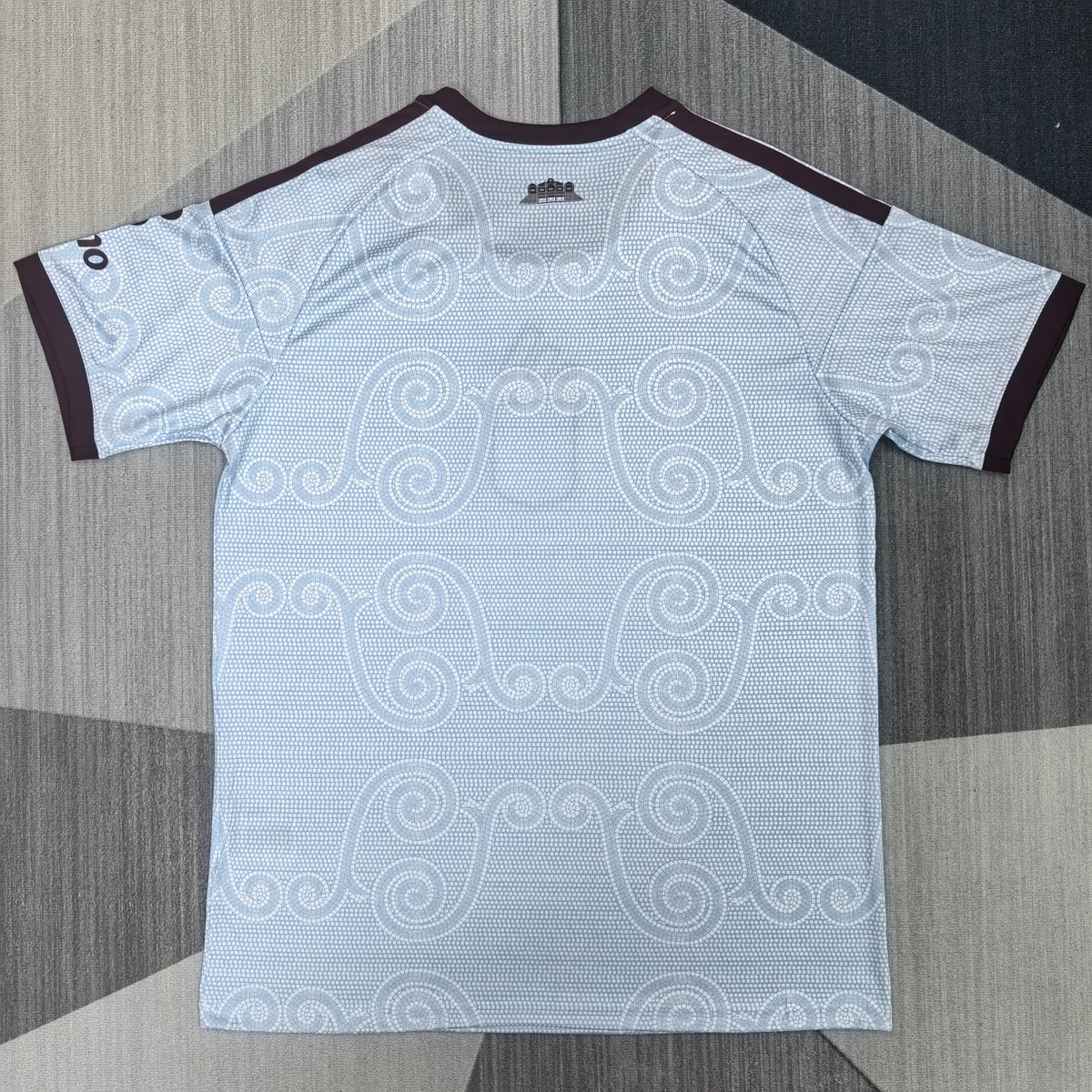 Aston Villa Troisième maillot Avec sponsor 2026-2027 – photo 4