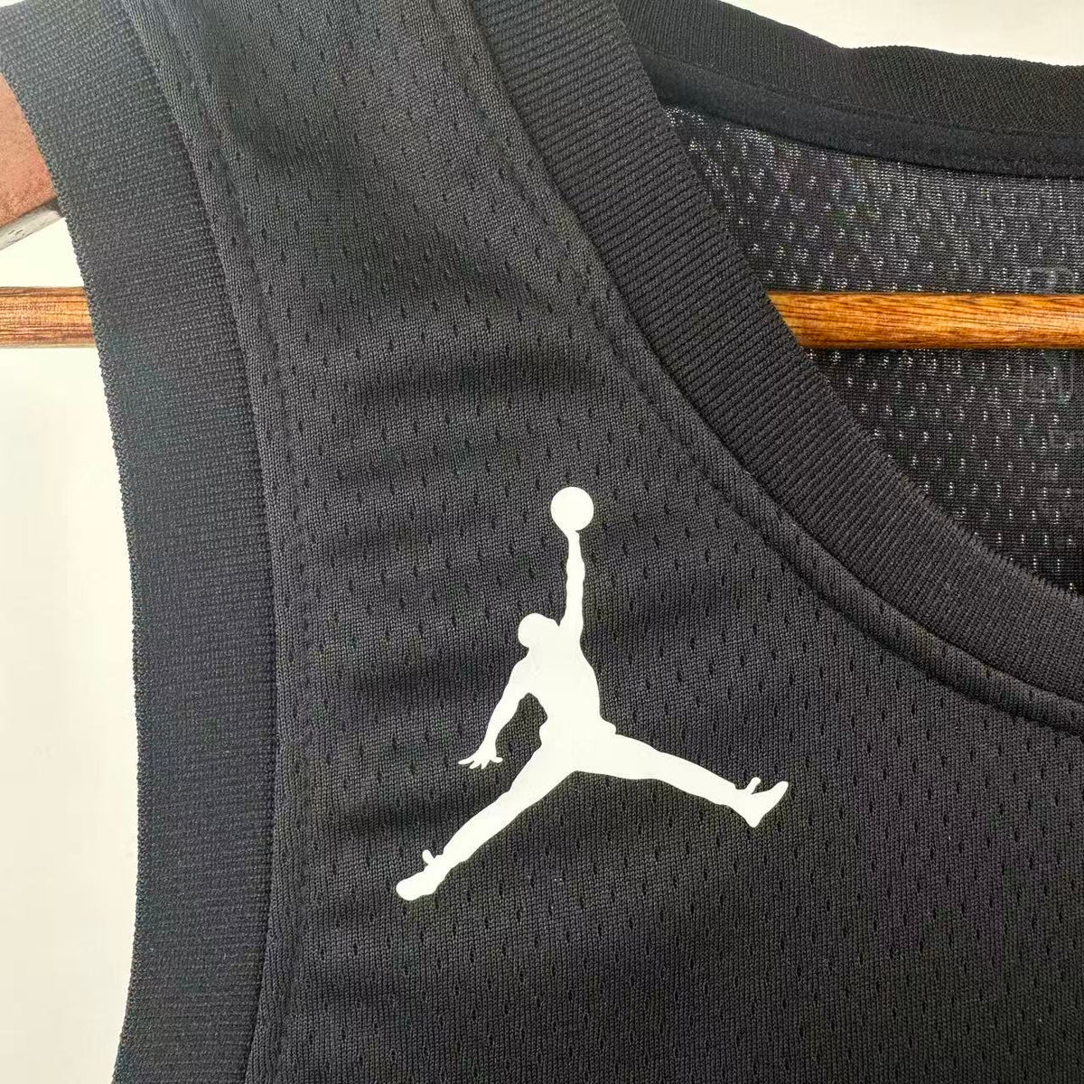 Maillot New York Knicks n° 11 – Édition spéciale – photo 5