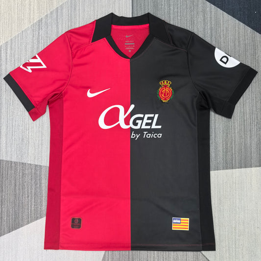 RCD Majorque Rouge et noir Domicile 2026 – photo 1